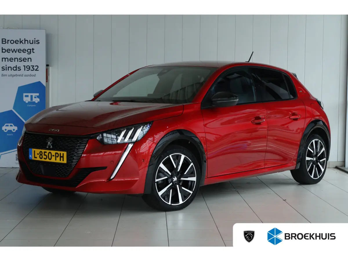 1.2 Turbo GT Pack | Adapt. Cruise | Trekhaak | Camera | Stoelverwarming | Navi | Carplay | Keyless | Climate | 17 Inch | Dodehoekdetectie