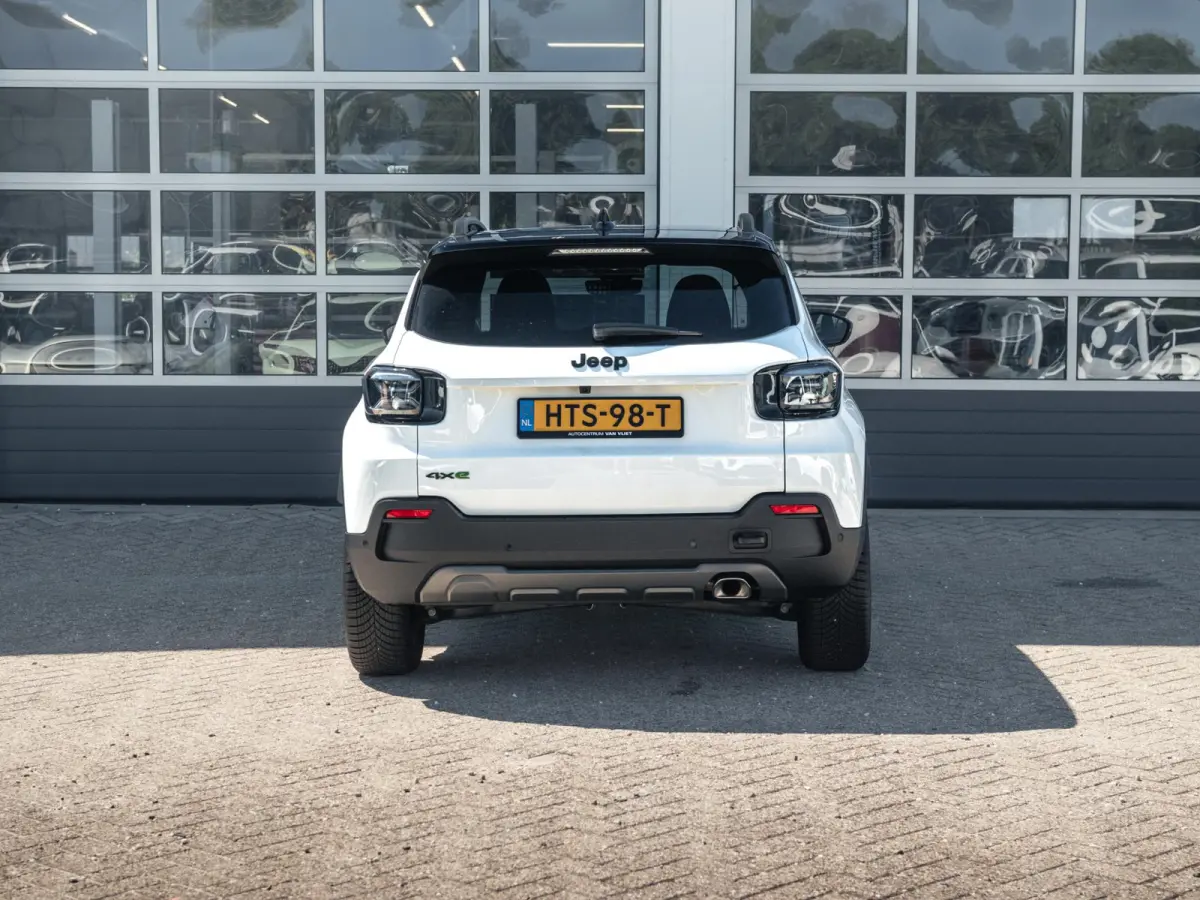 1.2T 4xe Overland | Infotainment&Convenience Pack | Winter Pack | Bicolore