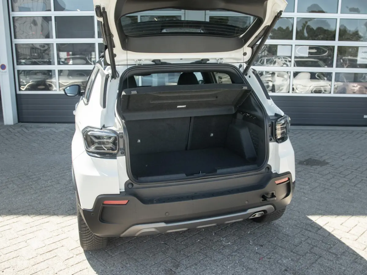 1.2T 4xe Overland | Infotainment&Convenience Pack | Winter Pack | Bicolore