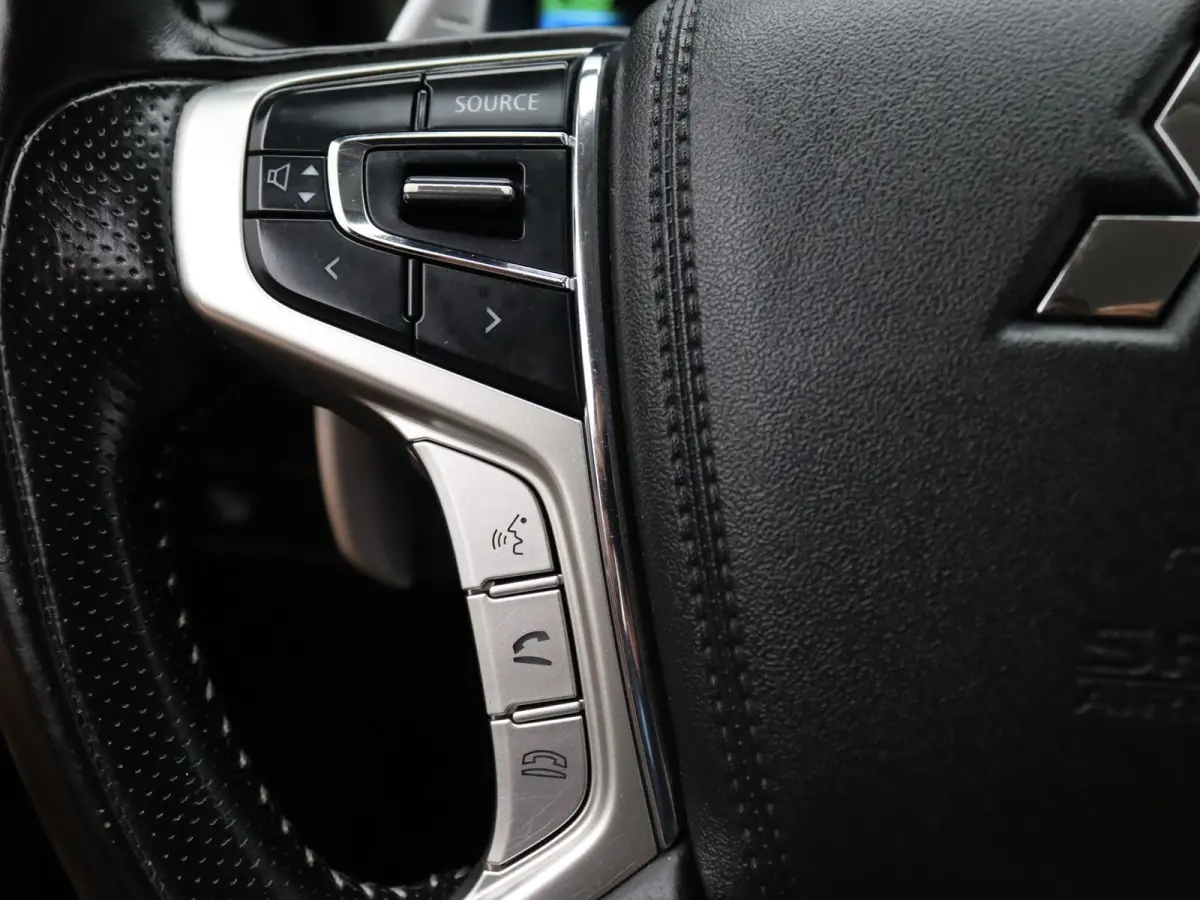 225pk PHEV Intense Apple Carplay/Android Auto | Climate