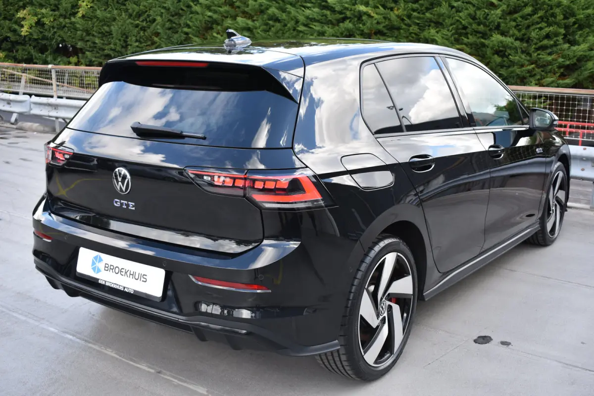 1.5 TSI 272PK eHybrid GTE PHEV | VERLENGDE GARANTIE | PANORAMA DAK | TREKHAAK | CAMERA | NAVIGATIE | APP. CONNECT | NAVIGATIE | ELEKT. STOEL | MASSAGE | CLIMATE CONTROL