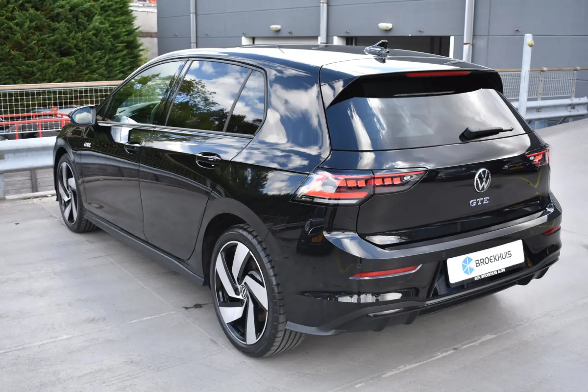 1.5 TSI 272PK eHybrid GTE PHEV | VERLENGDE GARANTIE | PANORAMA DAK | TREKHAAK | CAMERA | NAVIGATIE | APP. CONNECT | NAVIGATIE | ELEKT. STOEL | MASSAGE | CLIMATE CONTROL