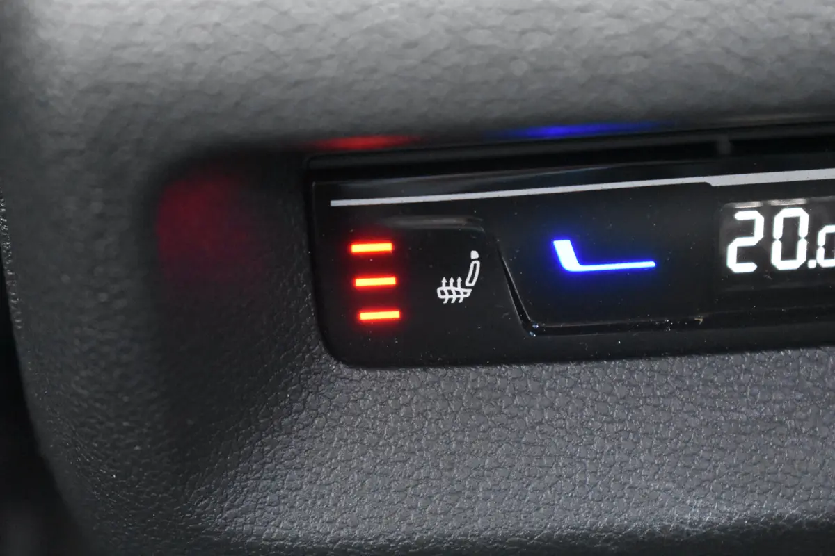 1.5 TSI eHybrid 272PK R-Line | 360 camera | Massage stoelen | Elektrisch wegklapbare trekhaak | Schuif-kanteldak | Head-up display | Harman Kardon | VERLENGDE GARANTIE