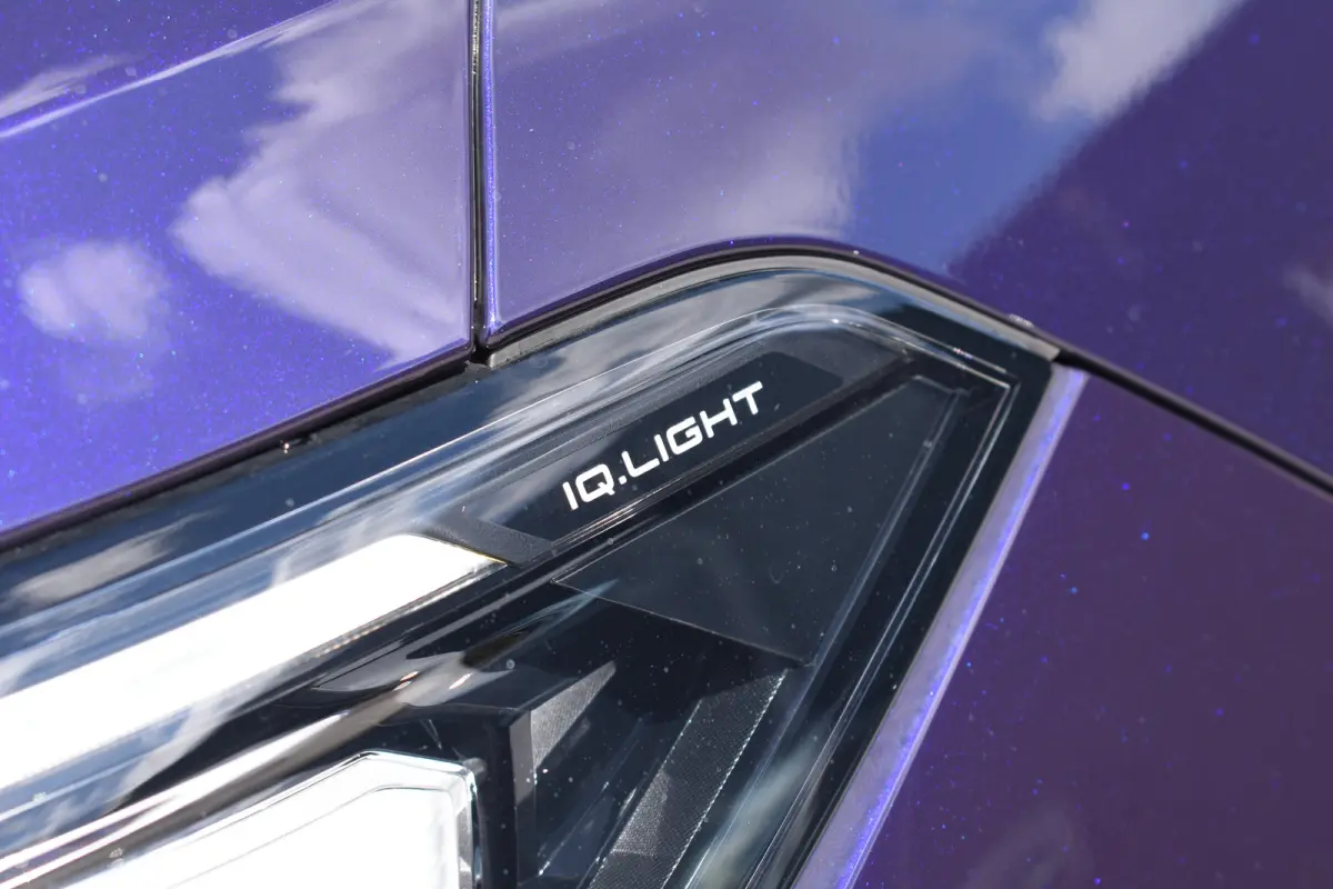 1.5 TSI eHybrid 272PK R-Line | 360 camera | Massage stoelen | Elektrisch wegklapbare trekhaak | Schuif-kanteldak | Head-up display | Harman Kardon | VERLENGDE GARANTIE