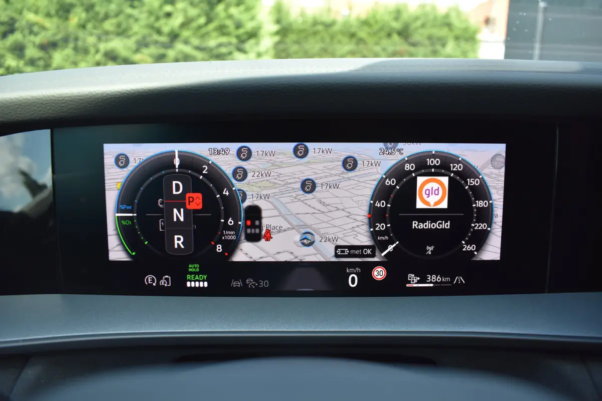 1.5 TSI eHybrid 272PK R-Line | 360 camera | Massage stoelen | Elektrisch wegklapbare trekhaak | Schuif-kanteldak | Head-up display | Harman Kardon | VERLENGDE GARANTIE