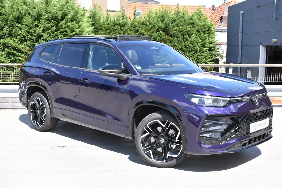 1.5 TSI eHybrid 272PK R-Line | 360 camera | Massage stoelen | Elektrisch wegklapbare trekhaak | Schuif-kanteldak | Head-up display | Harman Kardon | VERLENGDE GARANTIE