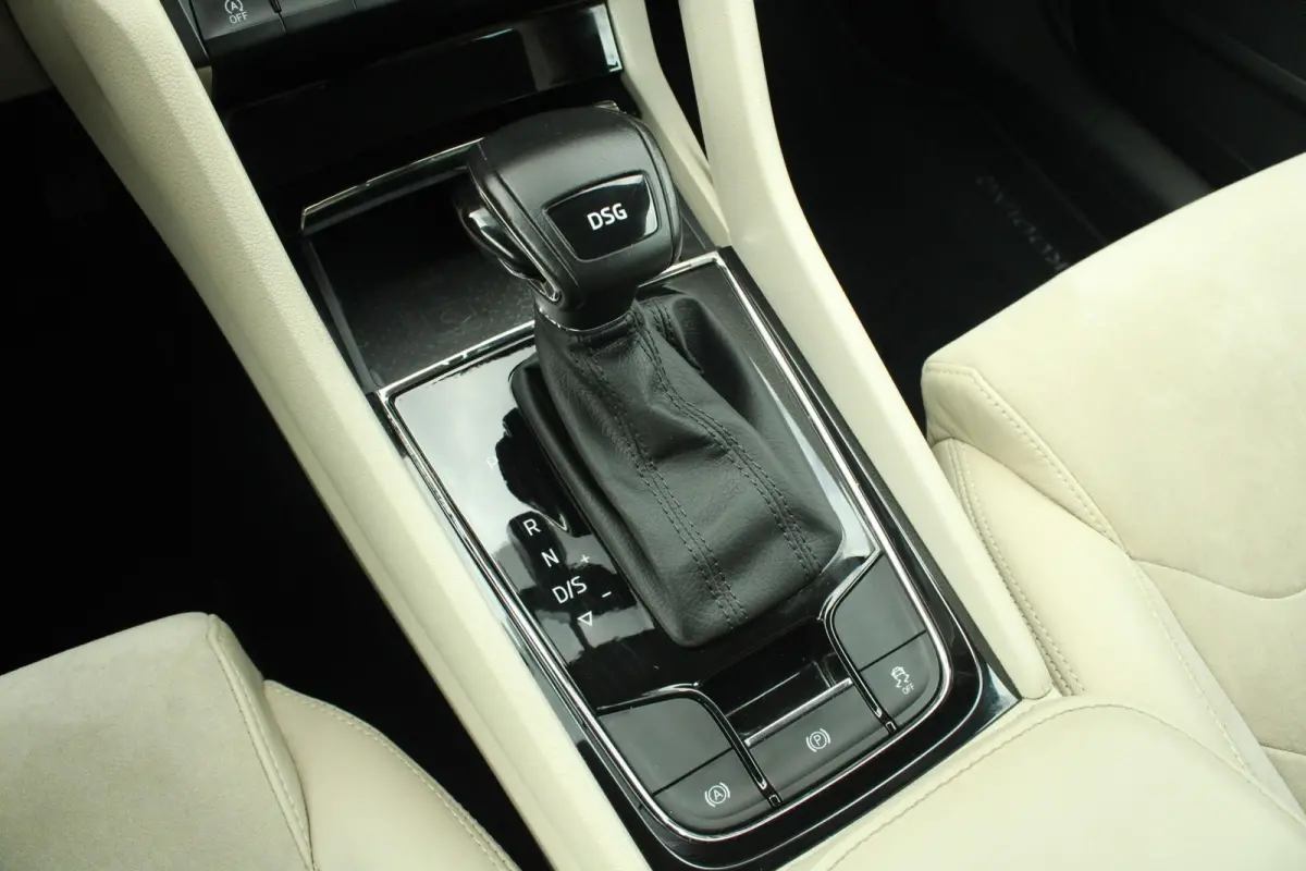 1.5 TSI 150pk DSG Style Business 7p. | Trekhaak | Elektrische Stoelen | Stoelverwarming | 360 Camera