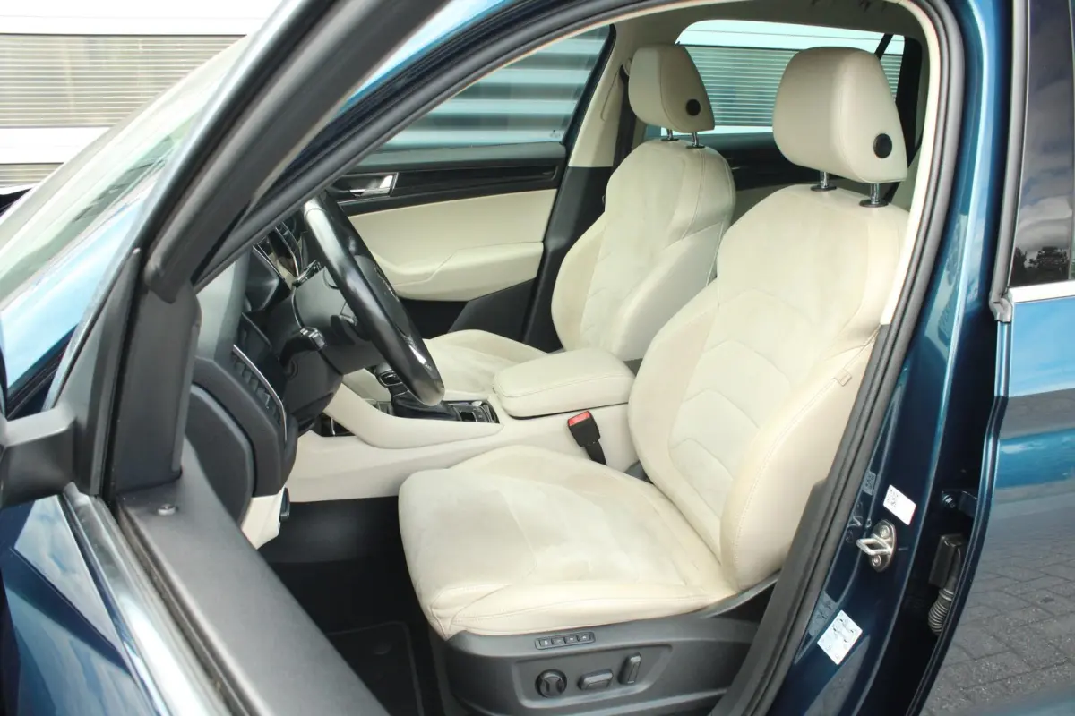 1.5 TSI 150pk DSG Style Business 7p. | Trekhaak | Elektrische Stoelen | Stoelverwarming | 360 Camera