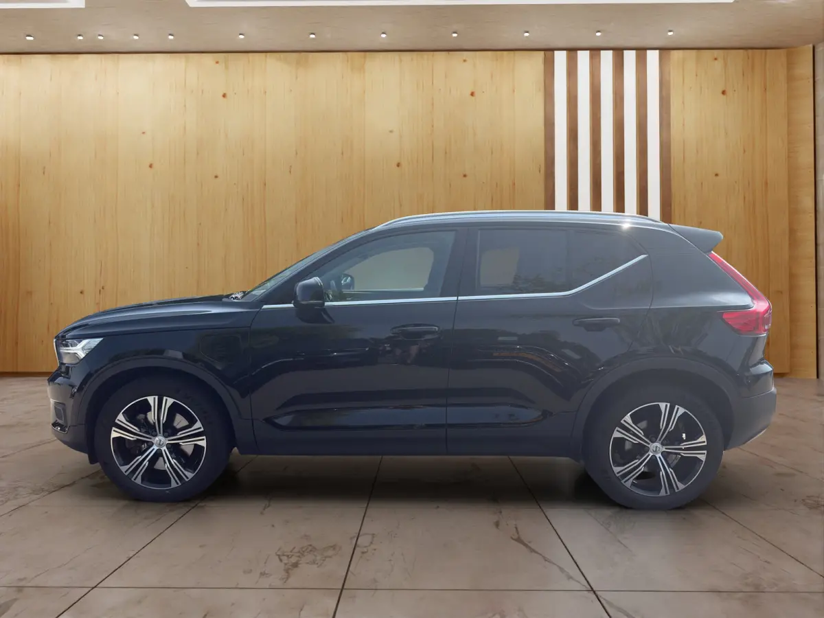 1.5 T5 Inscription | Stoel + Stuur Verwarming | Keyless start / entry | DAB | Apple / Android Carplay |