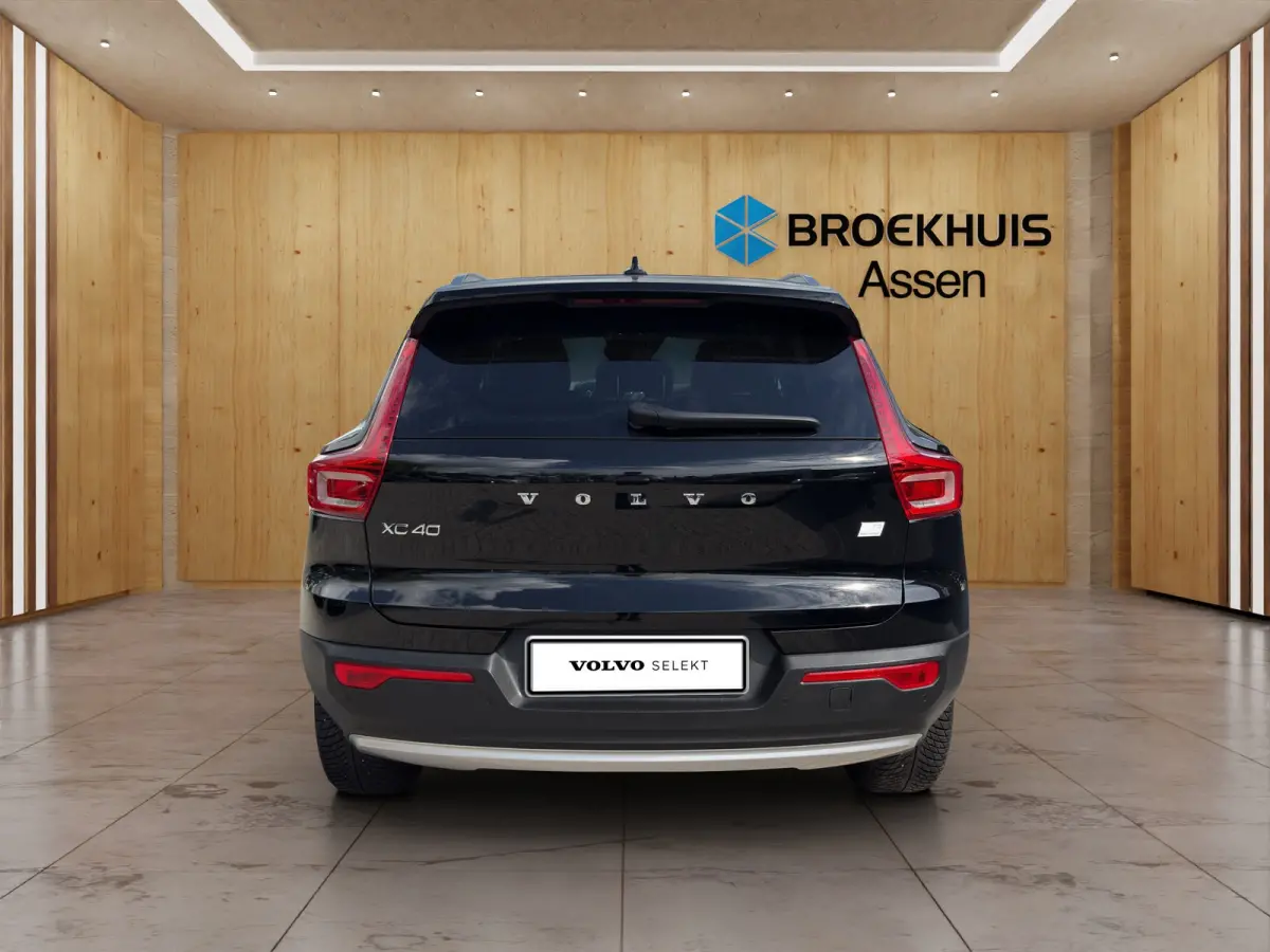 1.5 T5 Inscription | Stoel + Stuur Verwarming | Keyless start / entry | DAB | Apple / Android Carplay |