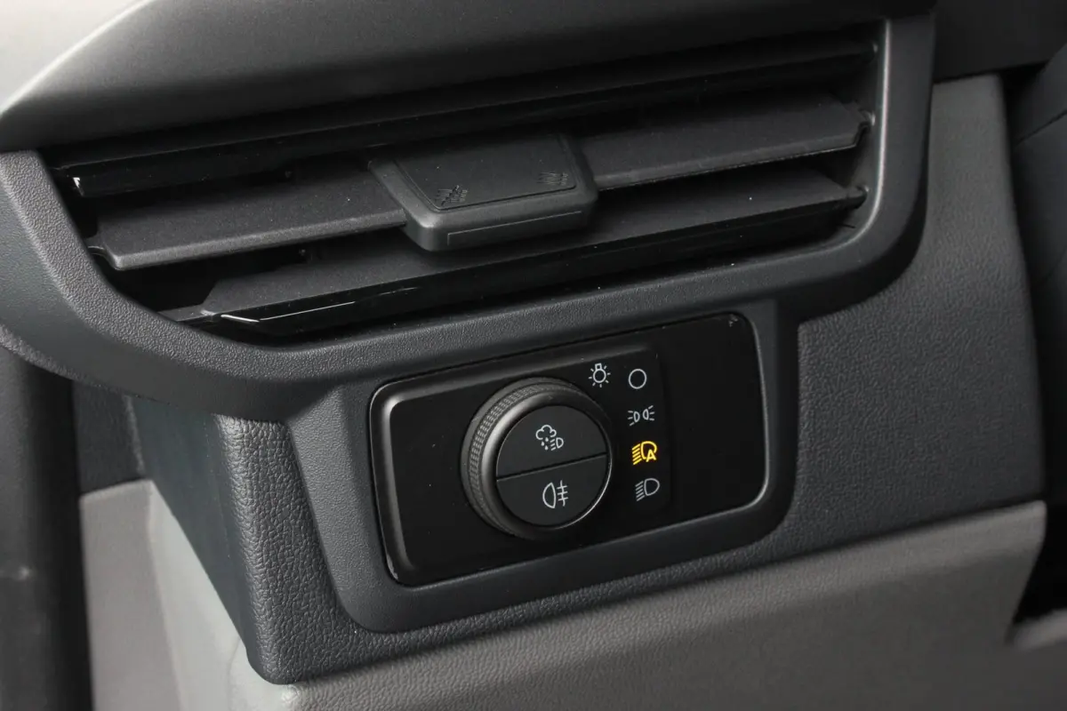 340 L2H1 SPORT 71 kWh 218PK /JB-EDITION /B&O GELUID /370KM RANGE /APPLE CARPLAY /DRIVERS- PACK/FULL OPTION