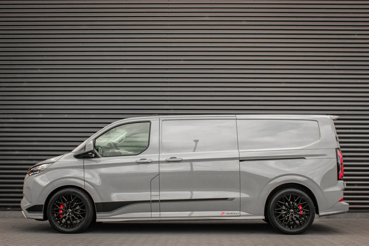 Cust. 340 L2H1 SPORT 71 kWh 218PK / JB-EDITON / B&O GELUID / 370KM RANGE / APPLE CARPLAY /DRIVERS- PACK/FULL OPTION