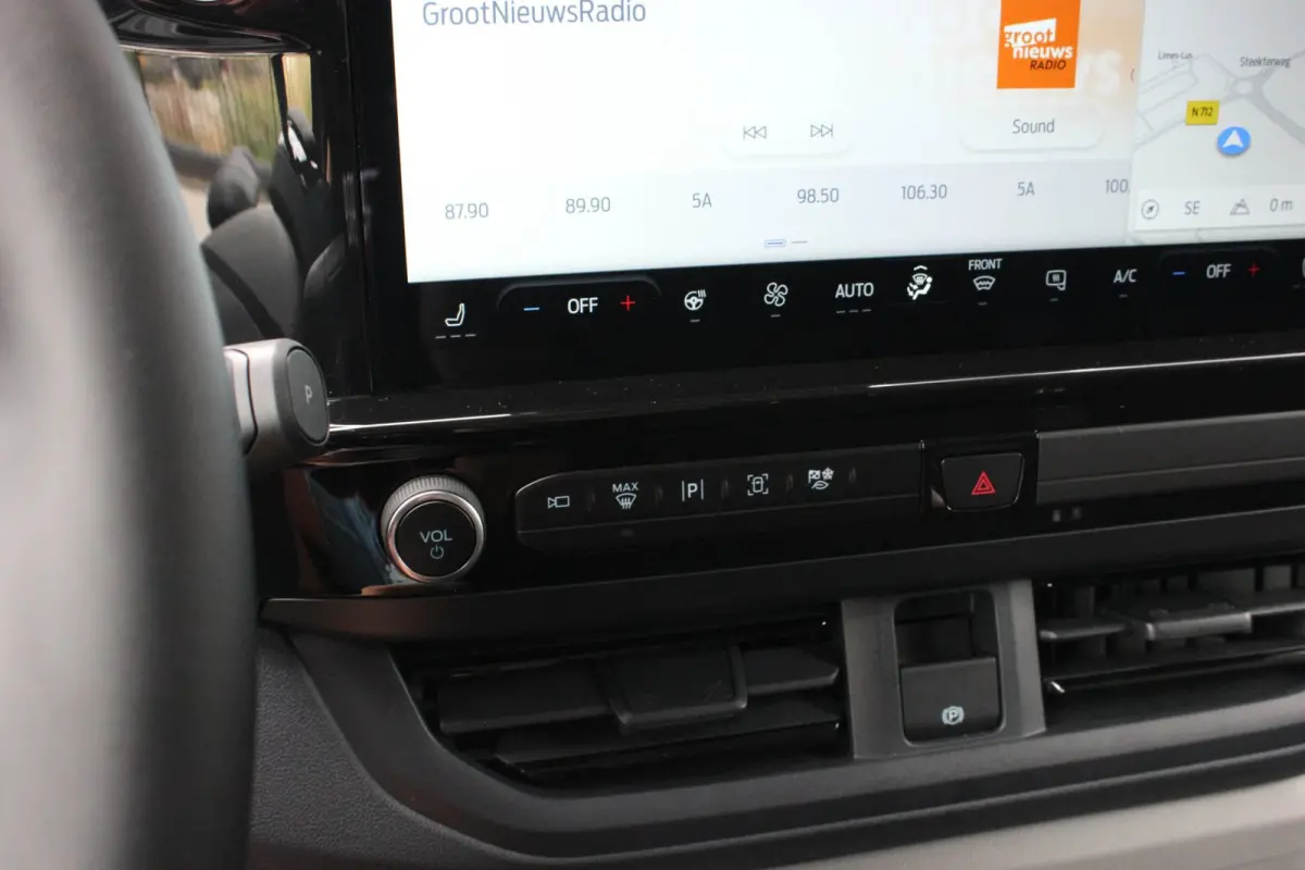 340 L2H1 SPORT 71 kWh 218PK /JB-EDITION /B&O GELUID /370KM RANGE /APPLE CARPLAY /DRIVERS- PACK/FULL OPTION