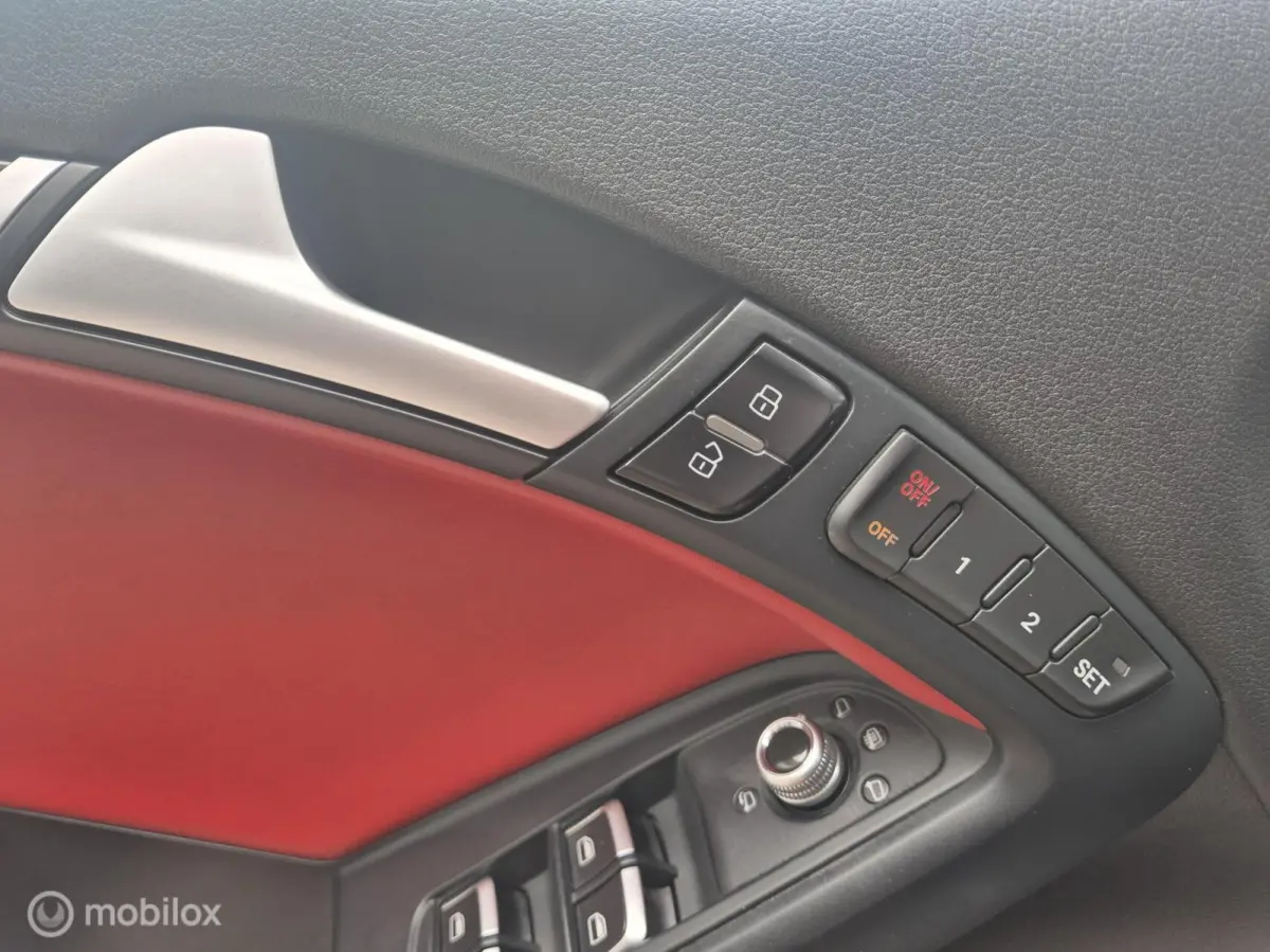 1.8 TFSI S-LINE AUTOMAAT 19" LEDER NAVI