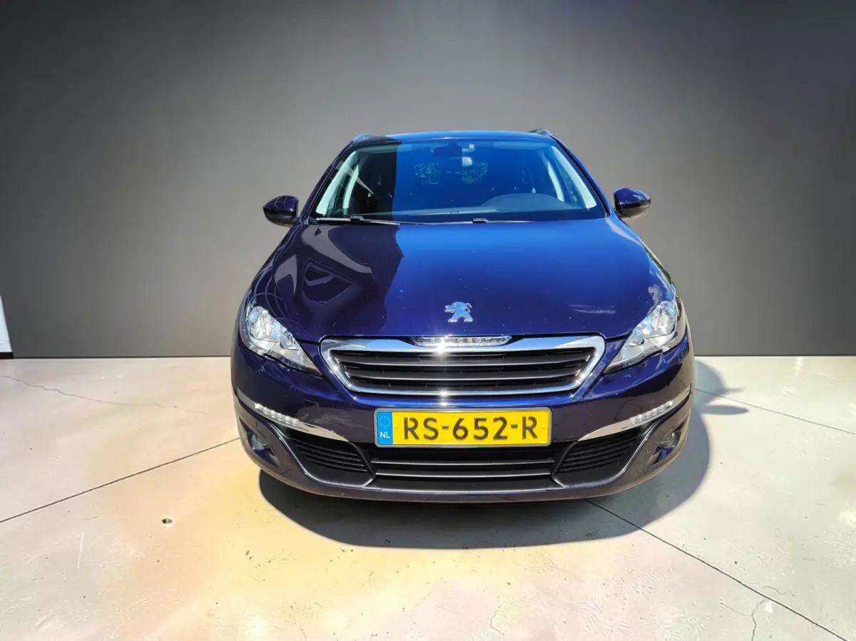 1.2 PureTech Blue Lease Premium Nieuwe Distributie!