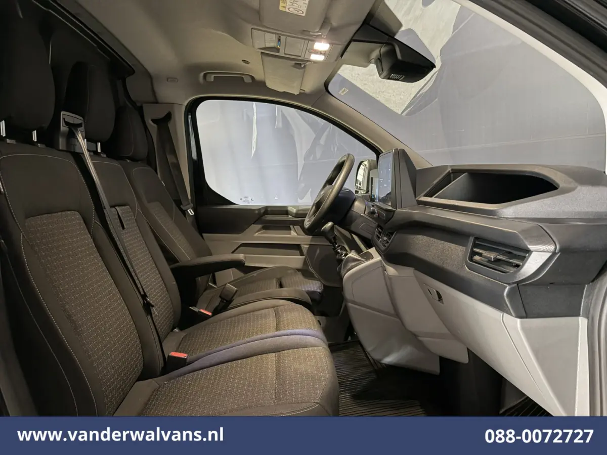 2.0 TDCI 136pk L1H1 Euro6 Airco | Camera | Apple Carplay | LED | Cruisecontrol Android Auto, Verwarmde voorruit, Stoelverwarming, Parkeersensoren, Bijrijdersbank, 2740kg trekvermogen