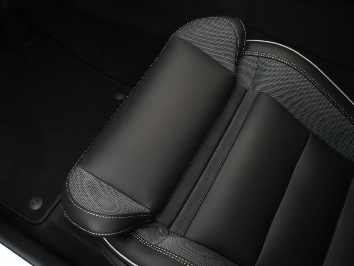 T6 Recharge Plus Black Edition | Luchtvering | Head-Up | Harman/Kardon | 360° Camera | Panoramadak | Nappa Sportstoel