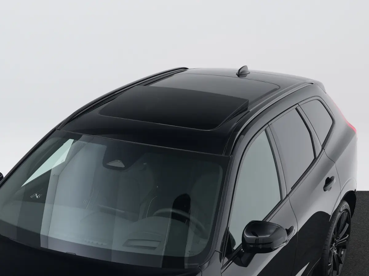 T6 Recharge Plus Black Edition | Luchtvering | Head-Up | Harman/Kardon | 360° Camera | Panoramadak | Nappa Sportstoel