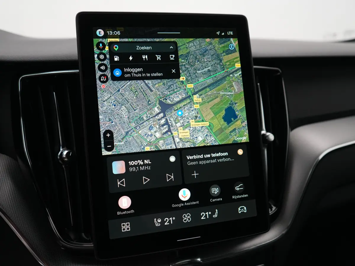 T6 Recharge Plus Black Edition | Luchtvering | Head-Up | Harman/Kardon | 360° Camera | Panoramadak | Nappa Sportstoel