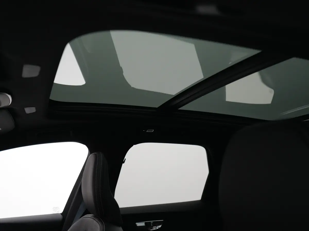 T6 Recharge Plus Black Edition | Luchtvering | Head-Up | Harman/Kardon | 360° Camera | Panoramadak | Nappa Sportstoel