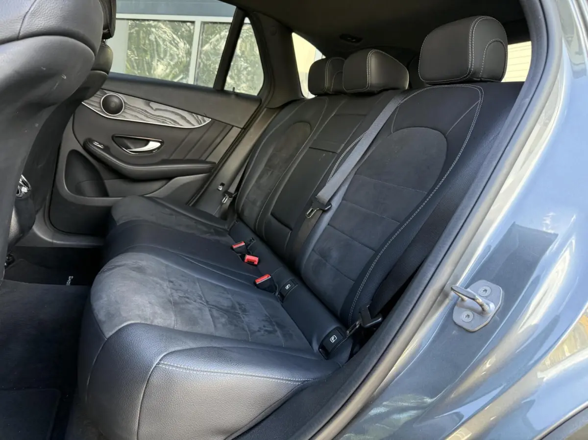 350e 4MATIC Premium Plus AMG-Line | Alcantara/Leder | Xenon | CarPlay | Camera | Navigatie | Cruise | Elektrische Kofferklep