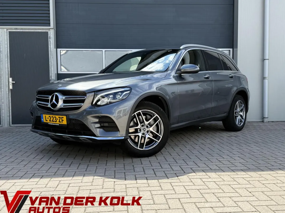 350e 4MATIC Premium Plus AMG-Line | Alcantara/Leder | Xenon | CarPlay | Camera | Navigatie | Cruise | Elektrische Kofferklep