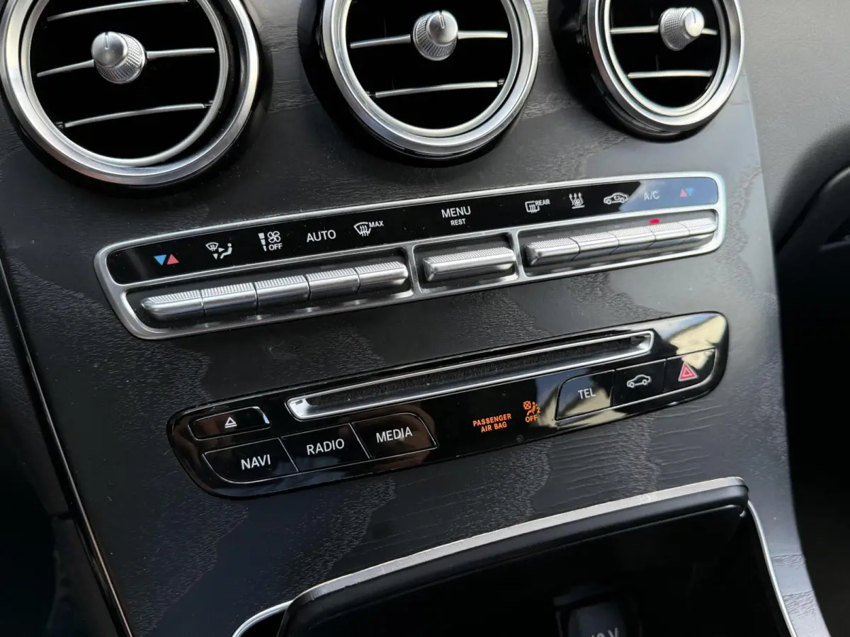 350e 4MATIC Premium Plus AMG-Line | Alcantara/Leder | Xenon | CarPlay | Camera | Navigatie | Cruise | Elektrische Kofferklep