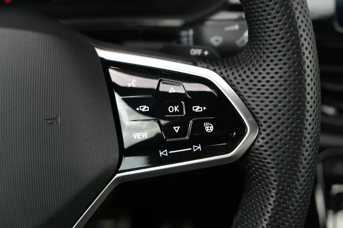 1.5 TSI 150PK 2x R-Line DSG Facelift IQ Matrix Beats Keyless ACC Virtual Navi