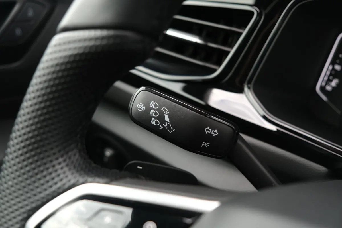 1.5 TSI 150PK 2x R-Line DSG Facelift IQ Matrix Beats Keyless ACC Virtual Navi