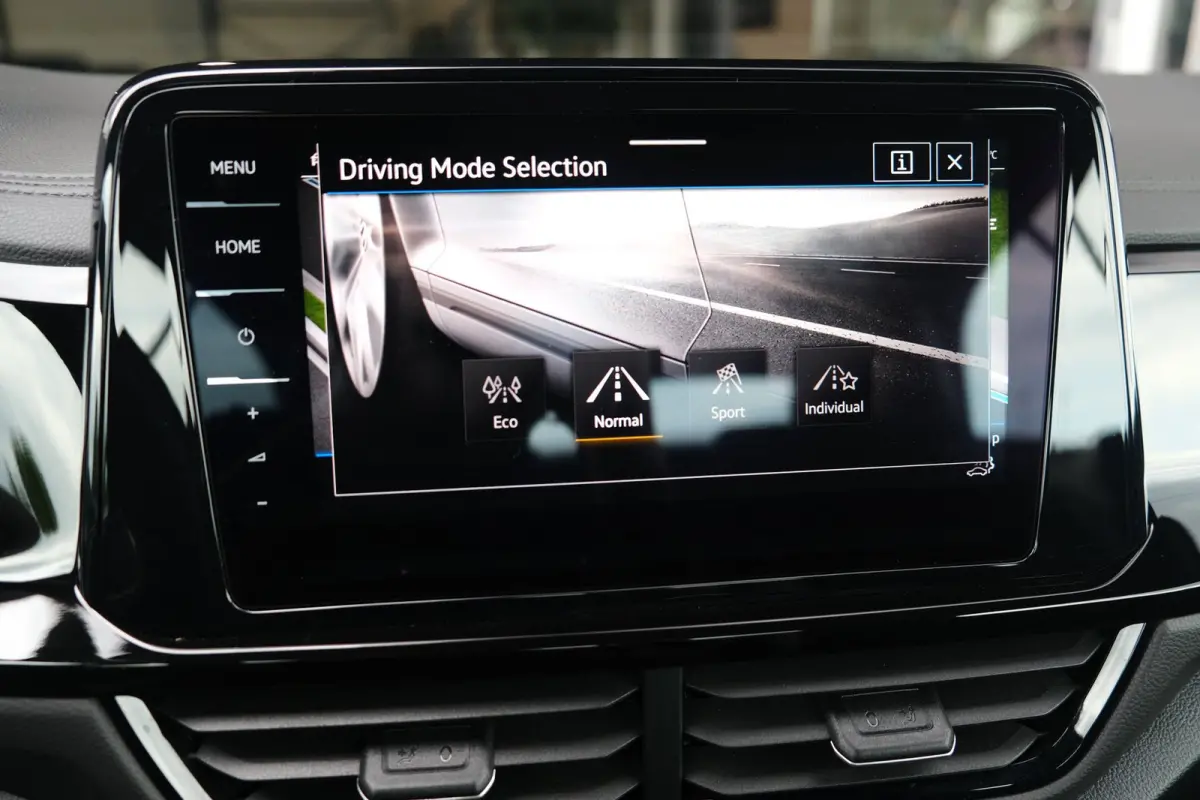 1.5 TSI 150PK 2x R-Line DSG Facelift IQ Matrix Beats Keyless ACC Virtual Navi
