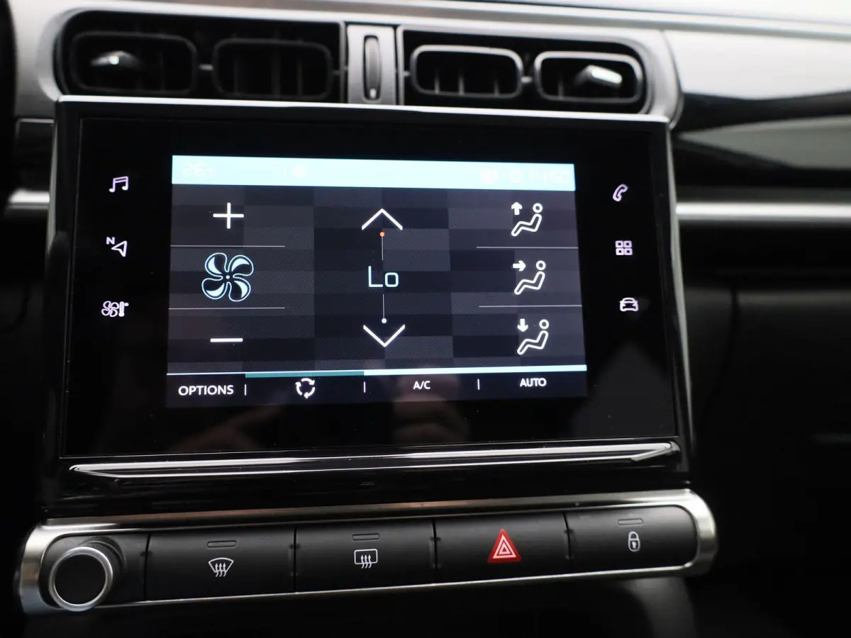 1.2 PureTech 82 S&S MAN Feel | Apple Carplay/Android Auto | Climate Control | Parkeersensoren |