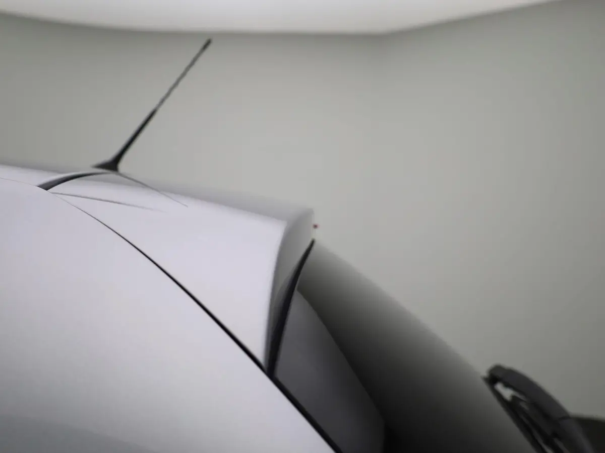 1.2 PureTech 82 S&S MAN Feel | Apple Carplay/Android Auto | Climate Control | Parkeersensoren |
