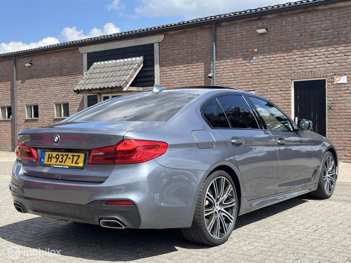 520i High Executive Edition M-Sport I Glasdak I Head-Up I HiFi