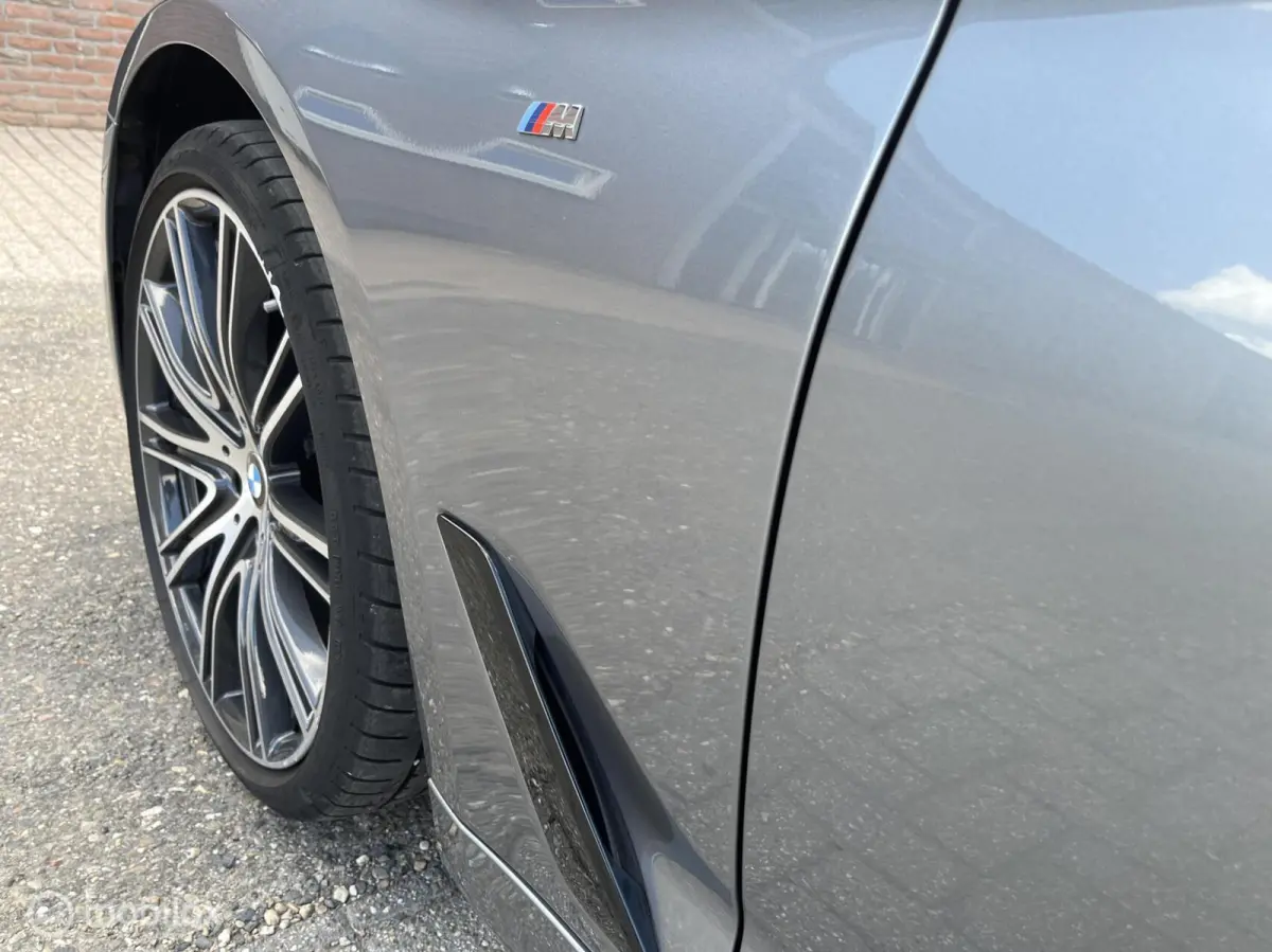 520i High Executive Edition M-Sport I Glasdak I Head-Up I HiFi