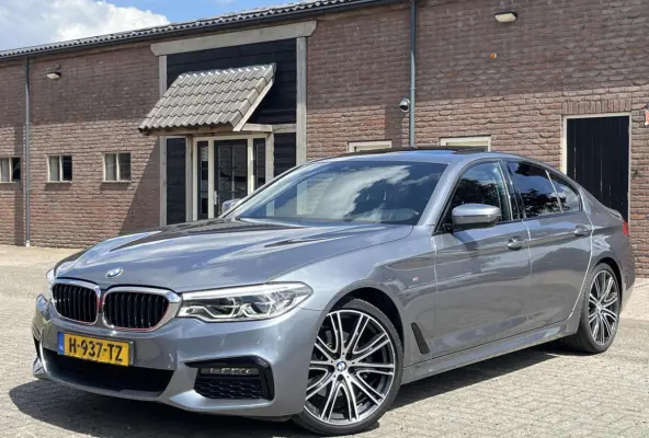 520i High Executive Edition M-Sport I Glasdak I Head-Up I HiFi