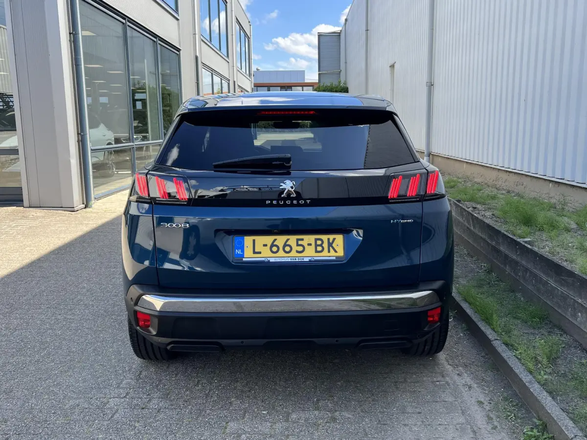 1.6 HYbrid 225 Allure 360 Camera / Navi / Apple Carplay