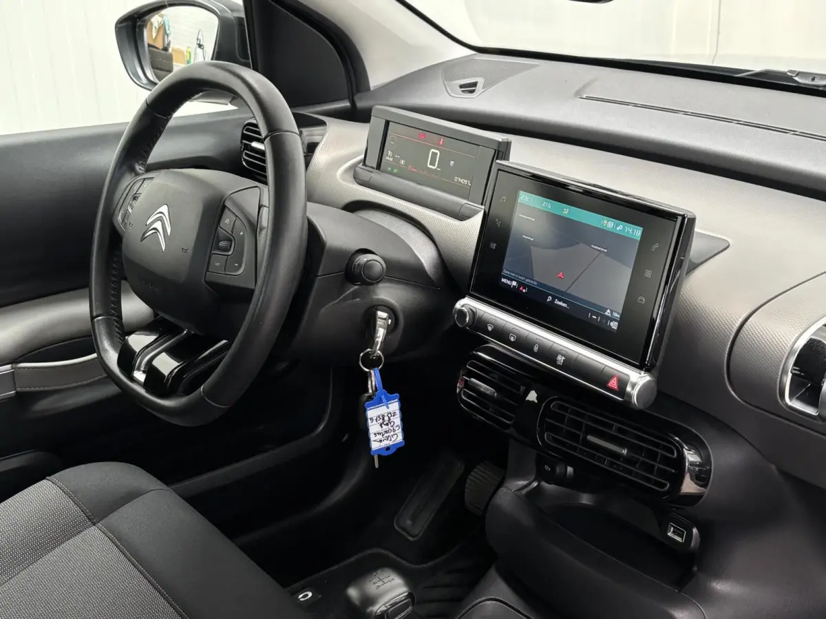 1.2 Business NL Auto / RIJKLAARPRIJS incl. onderhoud / Distributie vervangen / Carplay / Navigatie