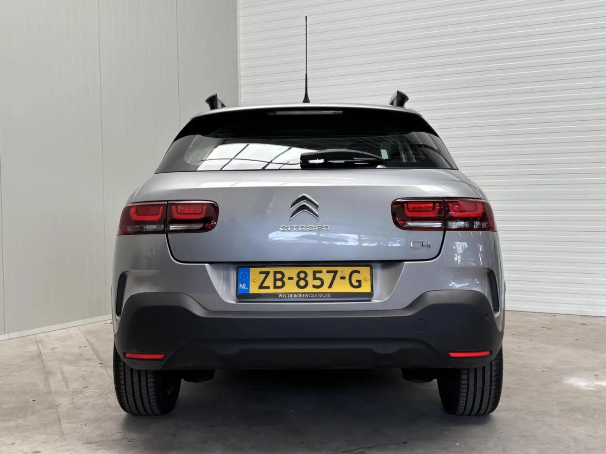 1.2 Business NL Auto / RIJKLAARPRIJS incl. onderhoud / Distributie vervangen / Carplay / Navigatie