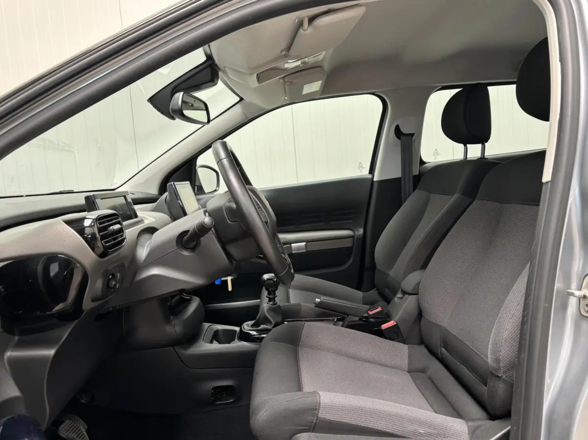 1.2 Business NL Auto / RIJKLAARPRIJS incl. onderhoud / Distributie vervangen / Carplay / Navigatie