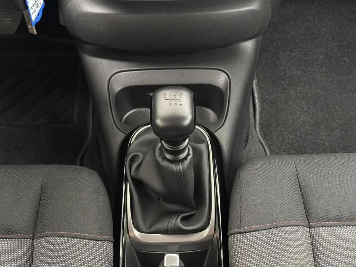 1.2 Business NL Auto / RIJKLAARPRIJS incl. onderhoud / Distributie vervangen / Carplay / Navigatie
