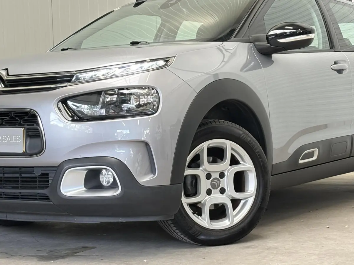 1.2 Business NL Auto / RIJKLAARPRIJS incl. onderhoud / Distributie vervangen / Carplay / Navigatie