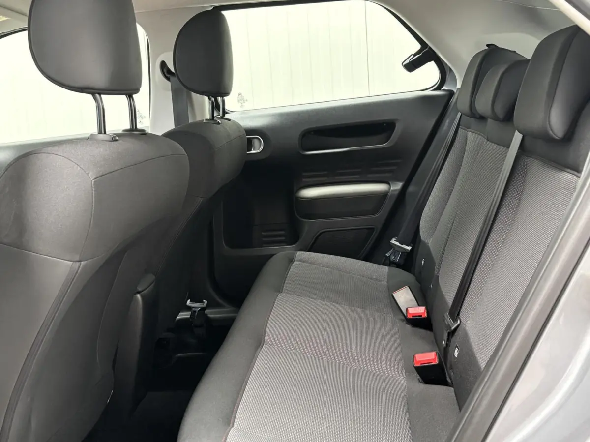 1.2 Business NL Auto / RIJKLAARPRIJS incl. onderhoud / Distributie vervangen / Carplay / Navigatie
