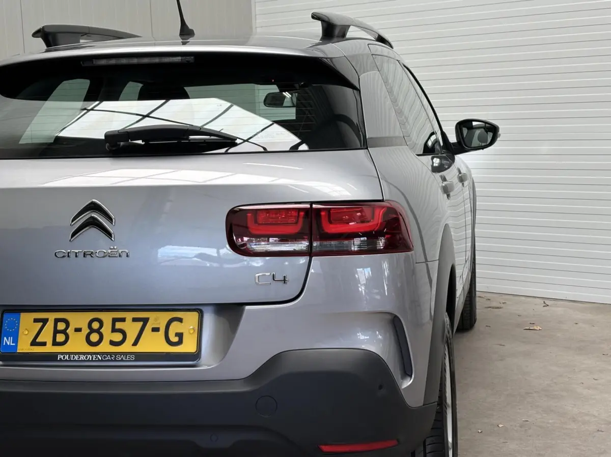 1.2 Business NL Auto / RIJKLAARPRIJS incl. onderhoud / Distributie vervangen / Carplay / Navigatie