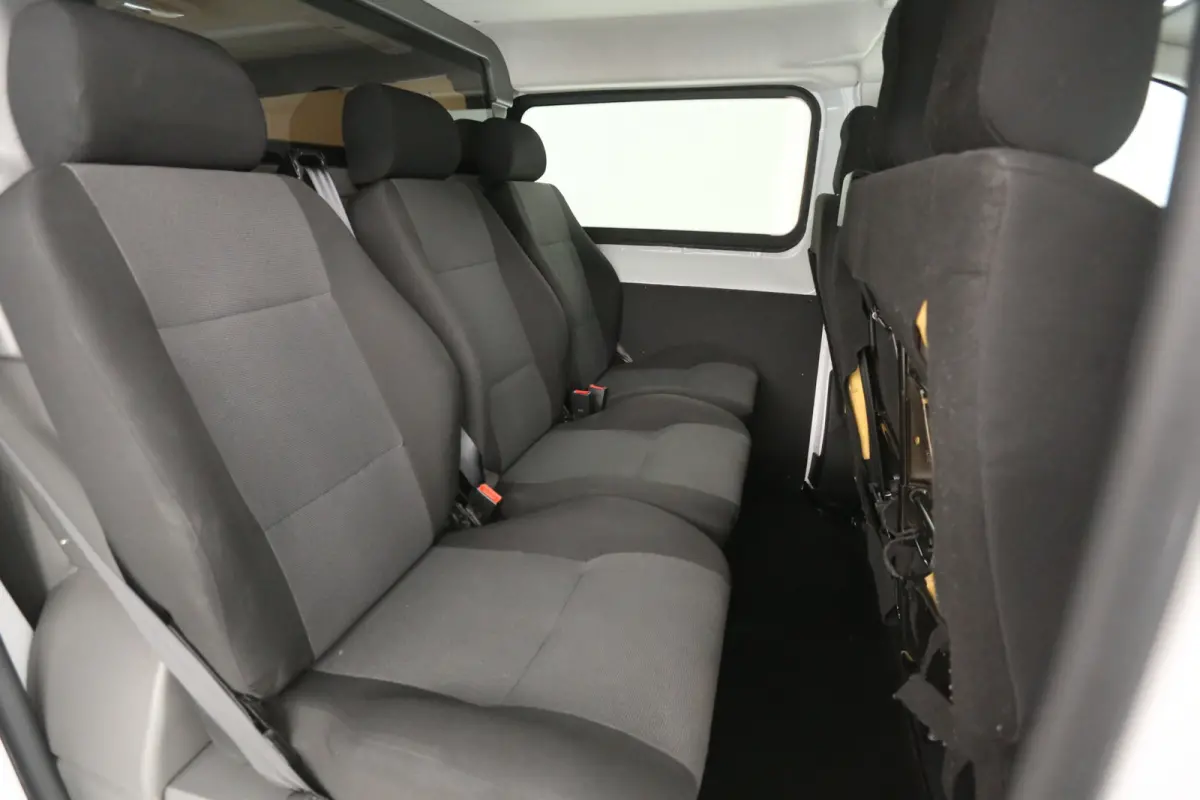 2.0 BlueHDI L3H1 180PK | DC | 6 Zits | Automaat | Airco | Cruise | Camera | Carplay | Navi LED