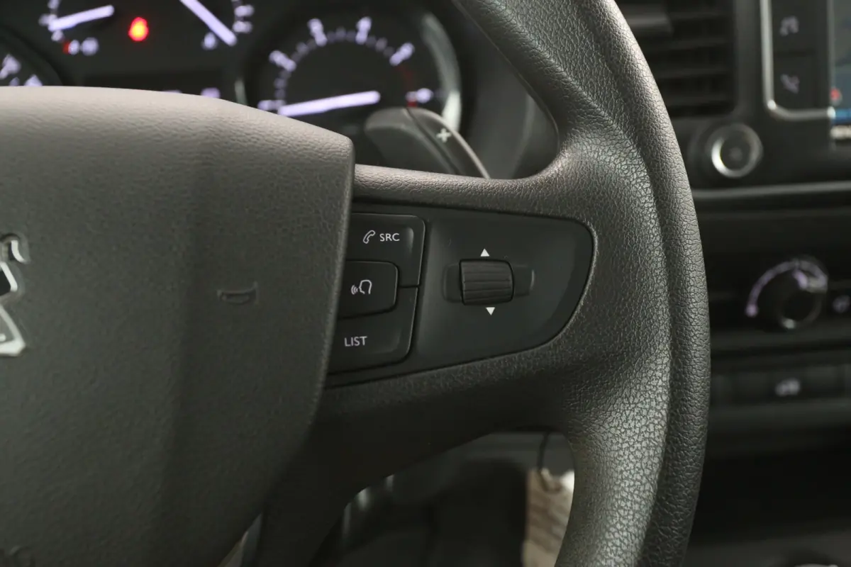 2.0 BlueHDI L3H1 180PK | DC | 6 Zits | Automaat | Airco | Cruise | Camera | Carplay | Navi LED