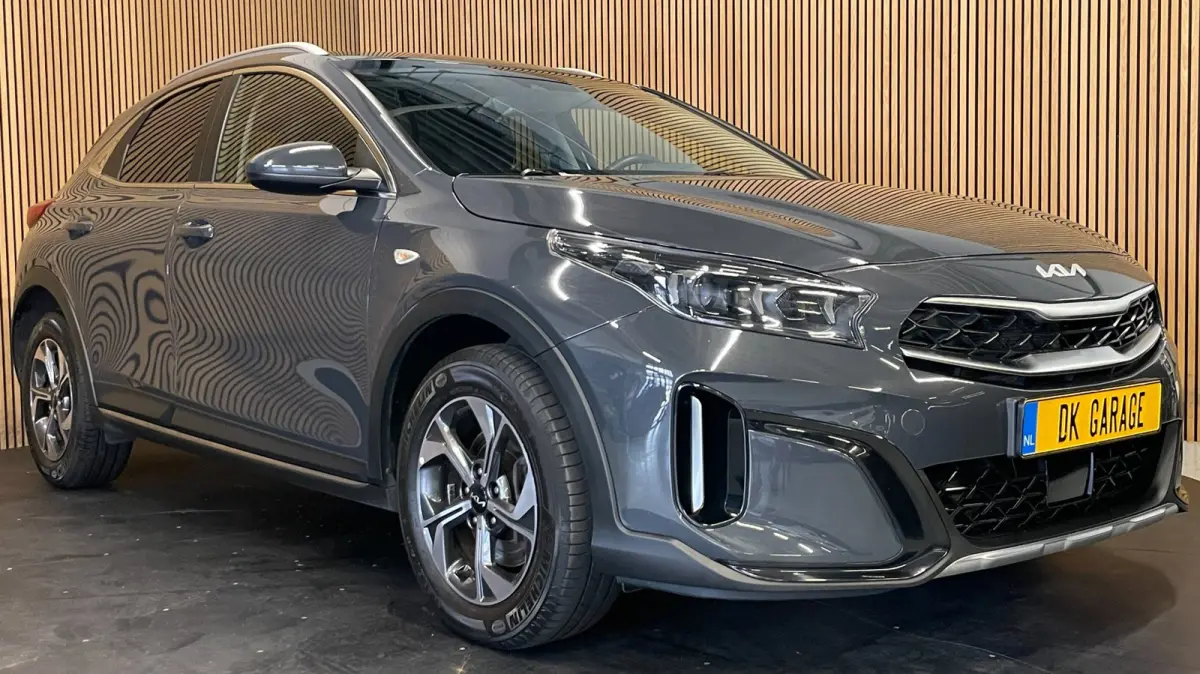 1.0 T-GDi DynamicLine|FACELIFT|120PK|APPLE CARPLAY|ANDROID AUTO|STOEL+STUURVERW|CAMERA|CRUISE+CLIMATE|1e EIG.|INCL.BTW|