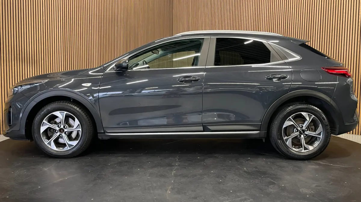 1.0 T-GDi DynamicLine|FACELIFT|120PK|APPLE CARPLAY|ANDROID AUTO|STOEL+STUURVERW|CAMERA|CRUISE+CLIMATE|1e EIG.|INCL.BTW|