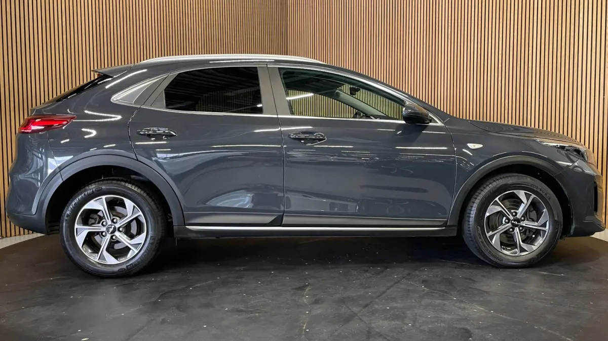 1.0 T-GDi DynamicLine|FACELIFT|120PK|APPLE CARPLAY|ANDROID AUTO|STOEL+STUURVERW|CAMERA|CRUISE+CLIMATE|1e EIG.|INCL.BTW|