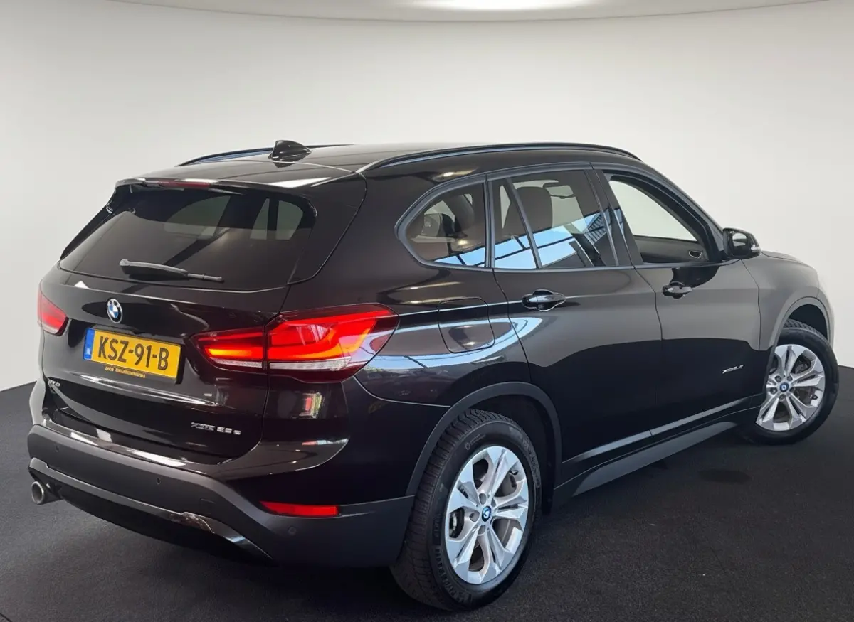 xDrive25e Executive CAMERA/NAVI/HEAD-UP