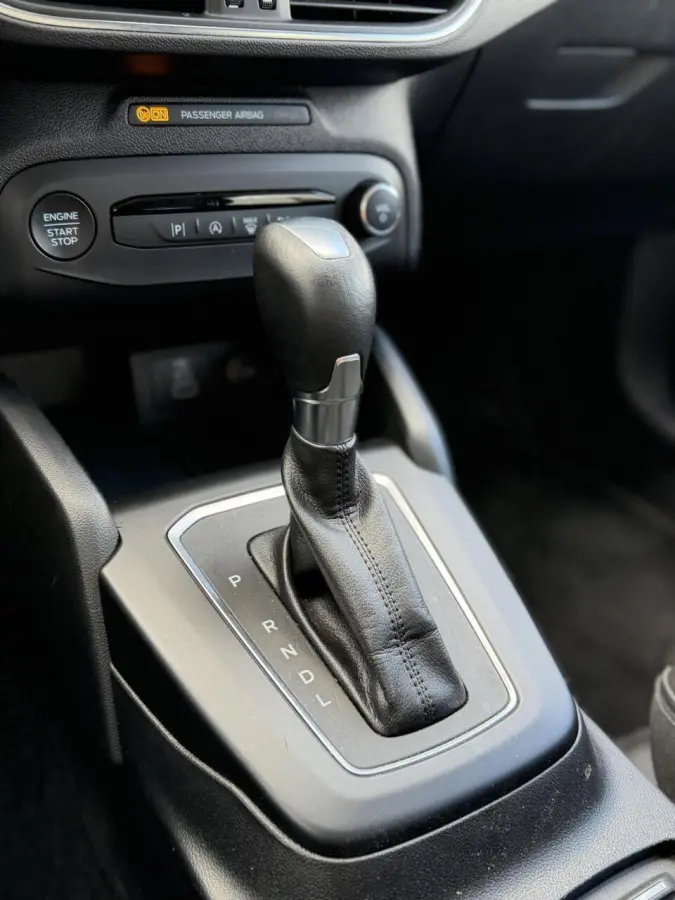 1.0 EcoBoost Hybrid Titanium